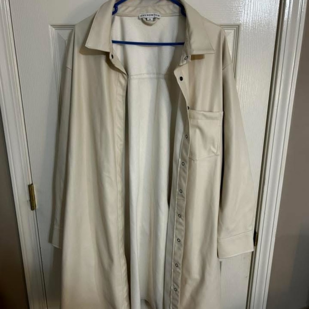 London Fog Cream Trench Coat Classic Lightweight Design